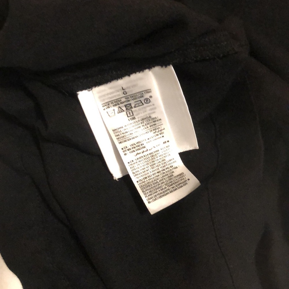 Old Navy Black Women's Top - Picture 5 of 5